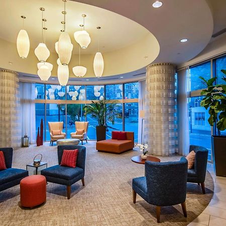 Hilton Garden Inn Alexandria Old Town National Harbor Экстерьер фото
