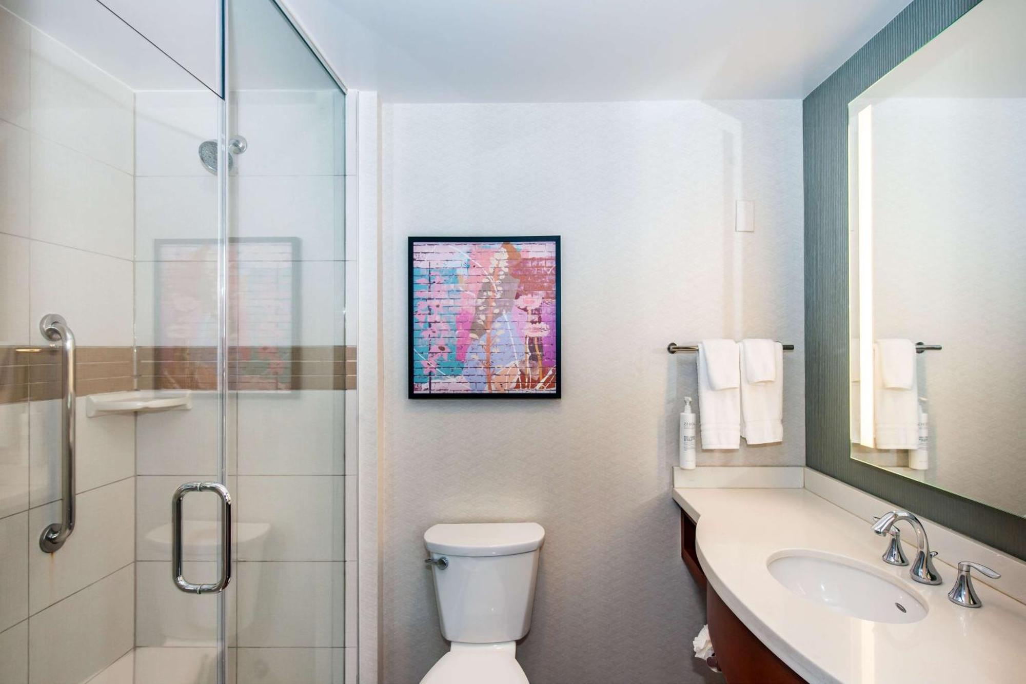Hilton Garden Inn Alexandria Old Town National Harbor Экстерьер фото