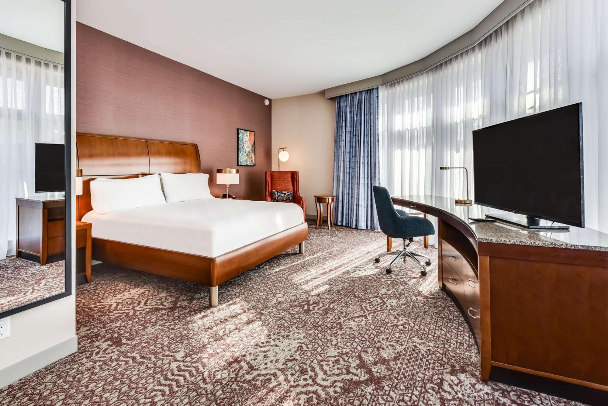 Hilton Garden Inn Alexandria Old Town National Harbor Экстерьер фото