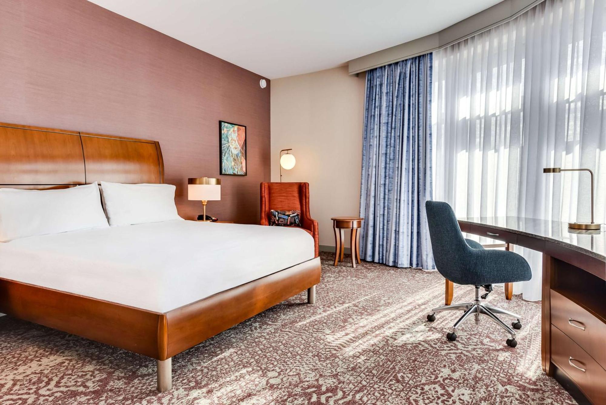 Hilton Garden Inn Alexandria Old Town National Harbor Экстерьер фото