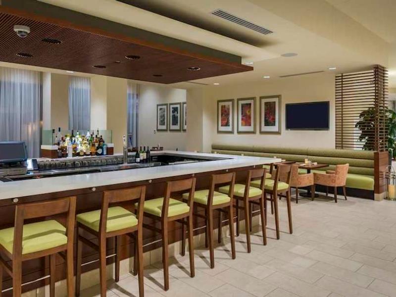 Hilton Garden Inn Alexandria Old Town National Harbor Экстерьер фото