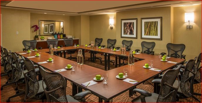 Hilton Garden Inn Alexandria Old Town National Harbor Экстерьер фото